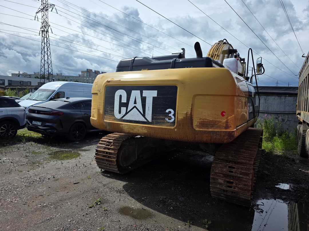 Caterpillar 330 Экскаватор - 3