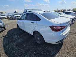 Lada Vesta седан - 3