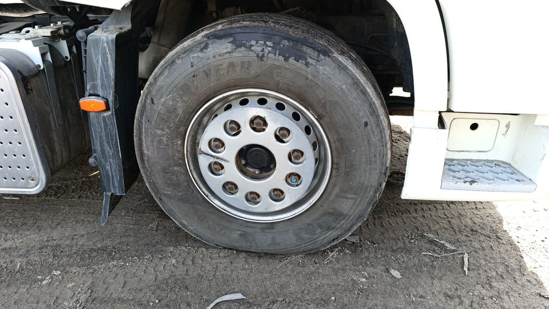 Dongfeng DFH 4x2 Седельный тягач - 10
