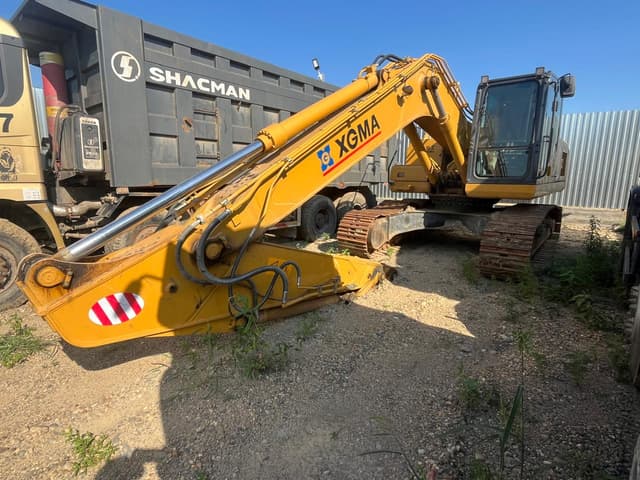 Xgma XG825* Экскаватор - 1