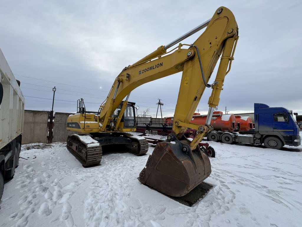Zoomlion ZE480 Экскаватор - 2