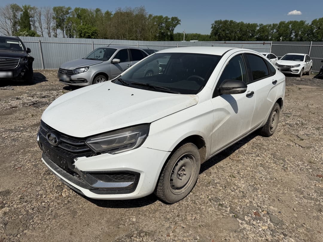 Lada Vesta седан - 1