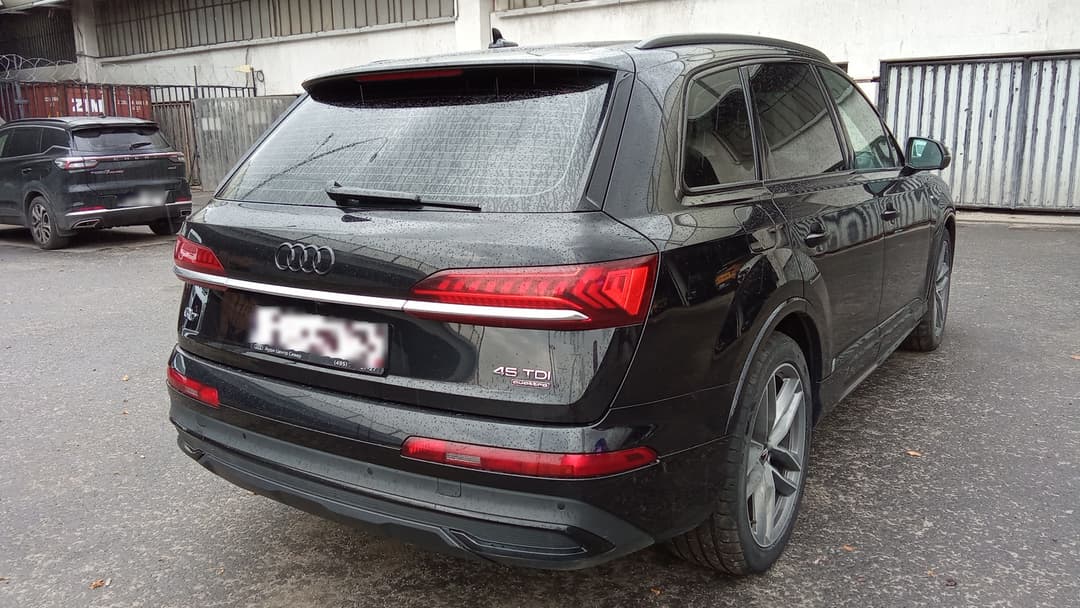 Audi Q7 - 3