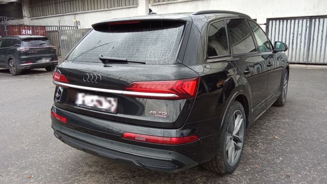 Audi Q7 - 3