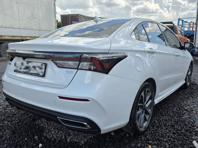 Omoda S5 - 3