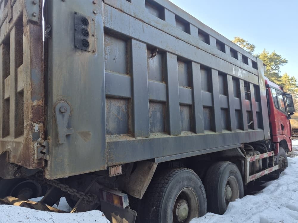 Shacman (Shaanxi) SX* 6x4 Самосвал - 3