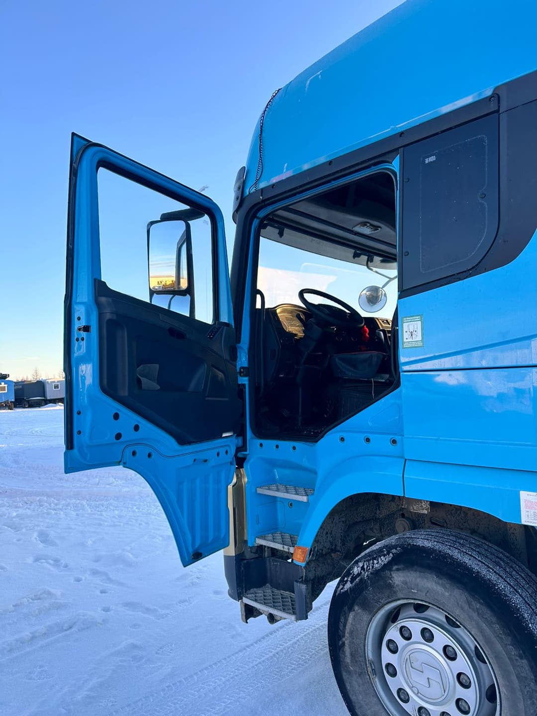 Shacman (Shaanxi) SX* 6x4 Седельный тягач - 8