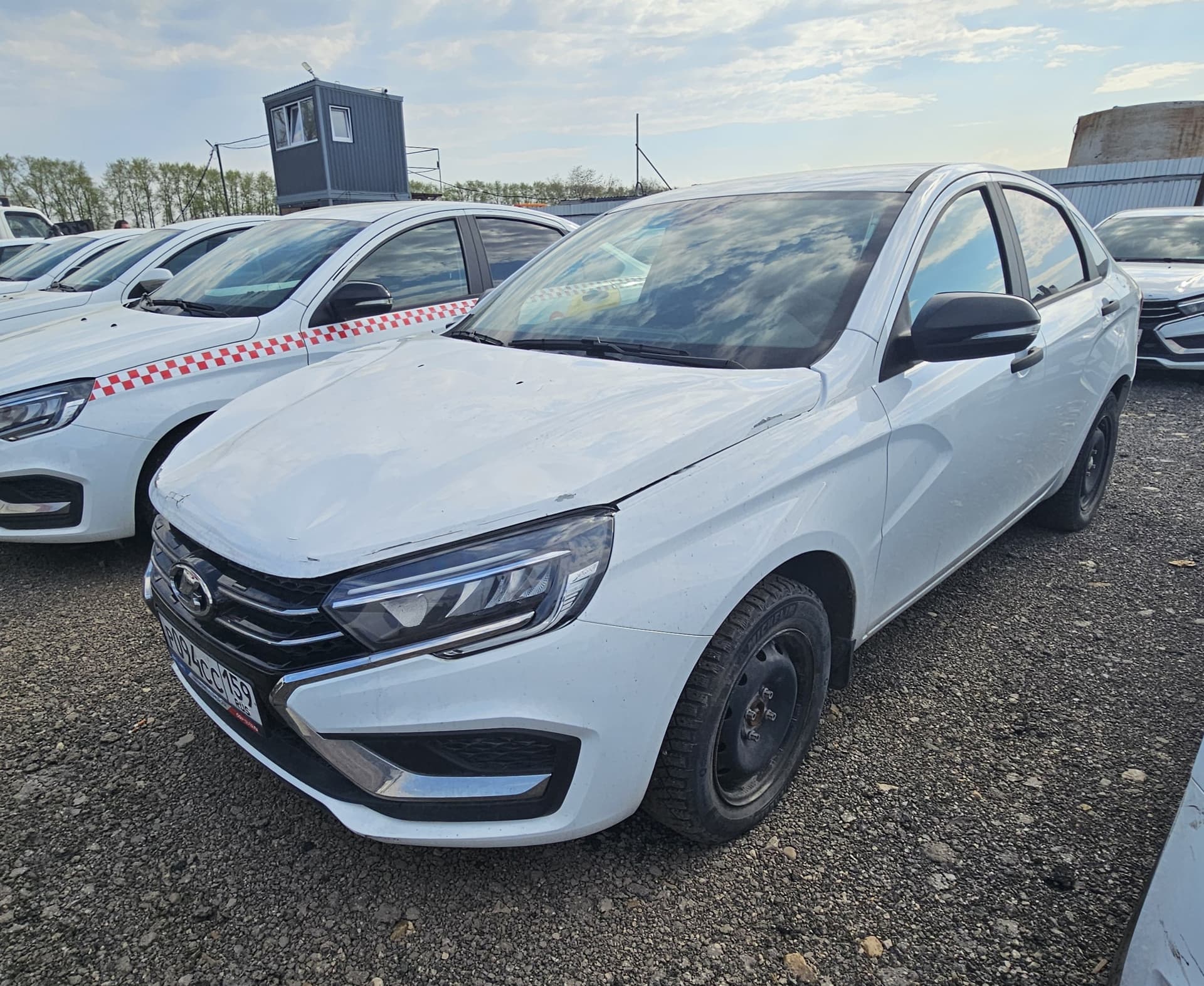 Lada Vesta седан - 1