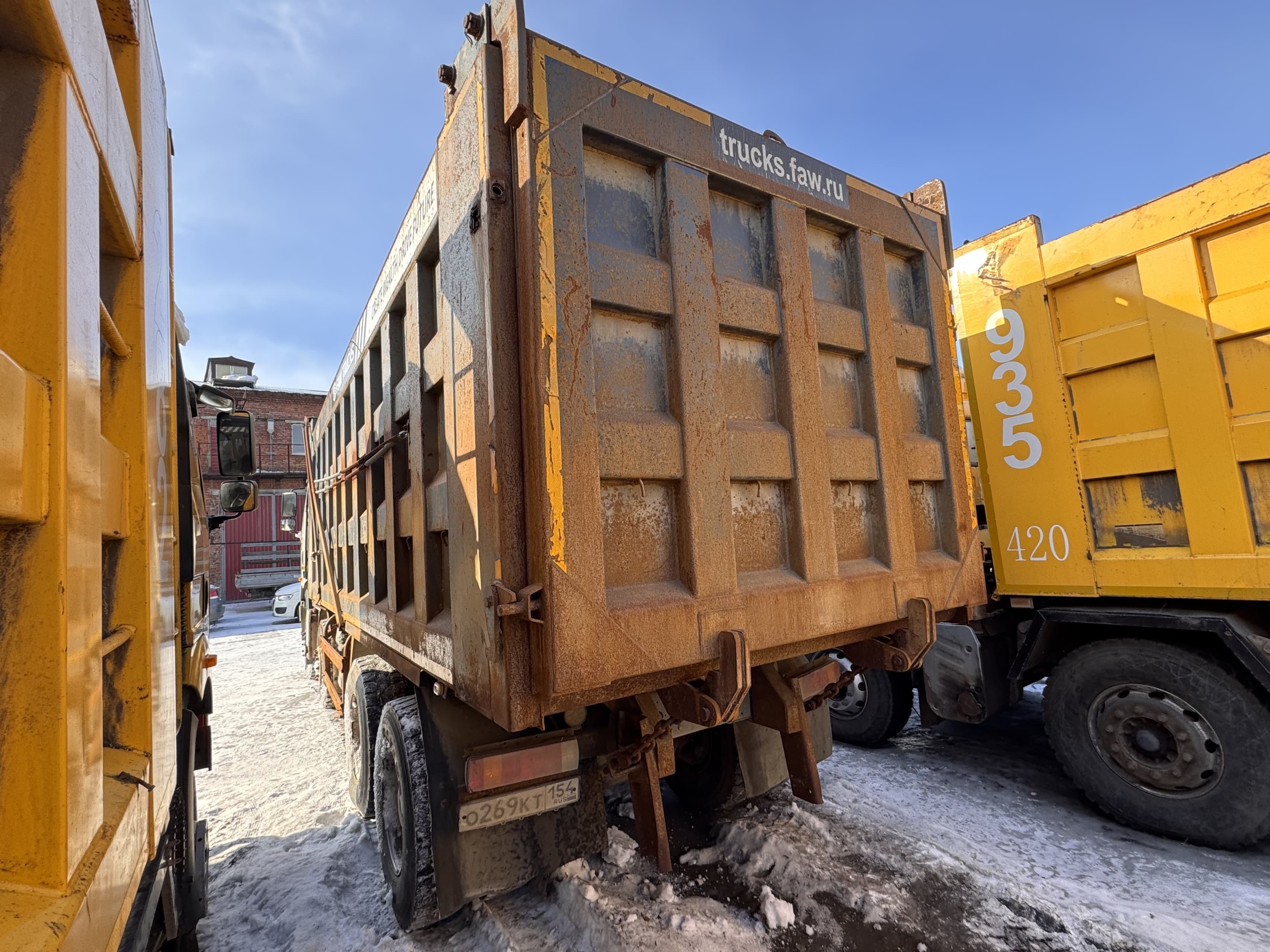 FAW J6 8x4 Самосвал - 4