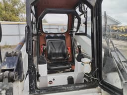 Bull SL 700 Мини погрузчик - 5