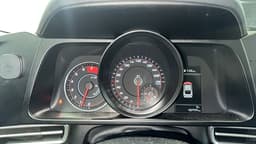 Hyundai Elantra - 7