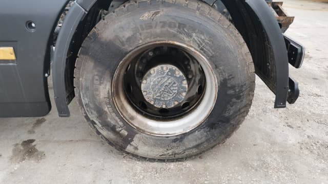 МАЗ 5440 4X2 Седельный тягач - 8