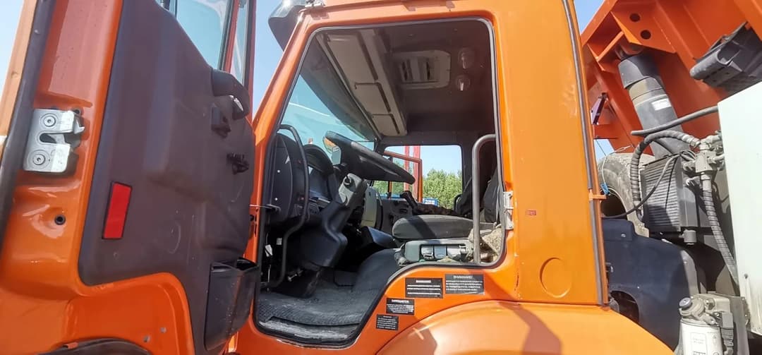 Ряжский Авторемонтный Завод МК-4534 на шасси КамАЗ 6520 6x4 КДМ - 4