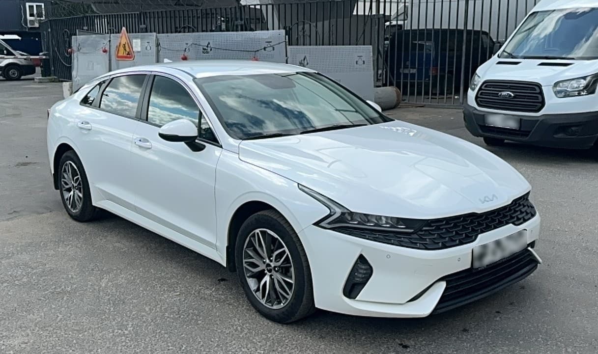 KIA K5 - 2