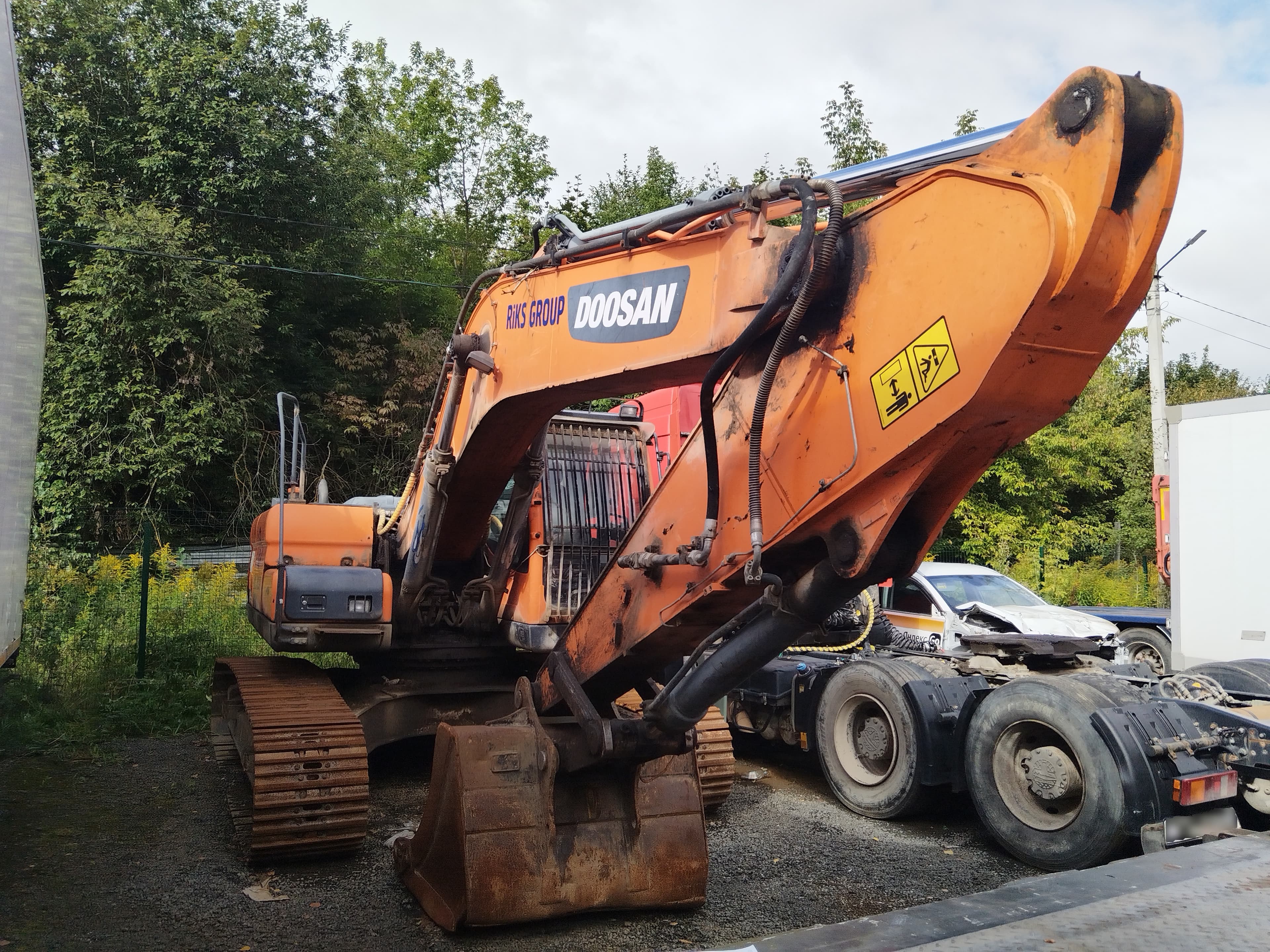 Doosan DX 225 Экскаватор - 2