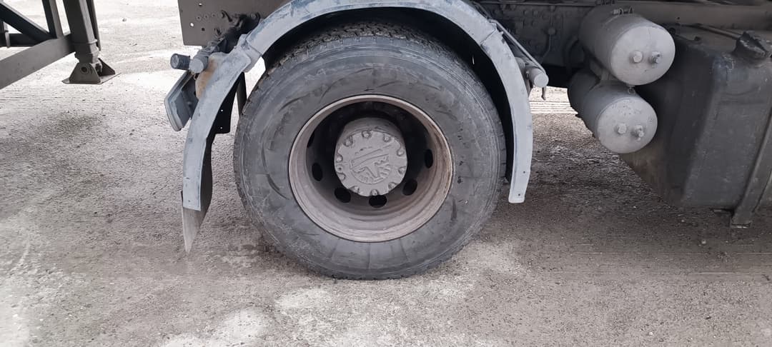 МАЗ 5440 4X2 Седельный тягач - 8