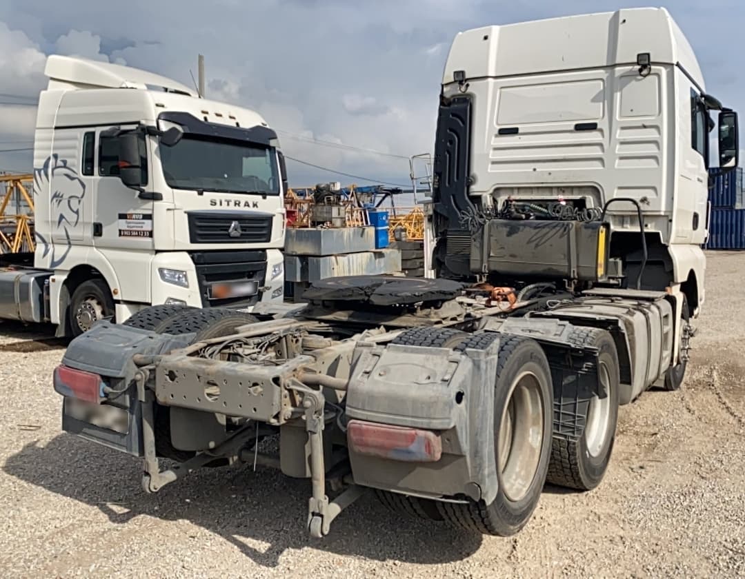 MAN TGX 6x2-2 Седельный тягач - 3