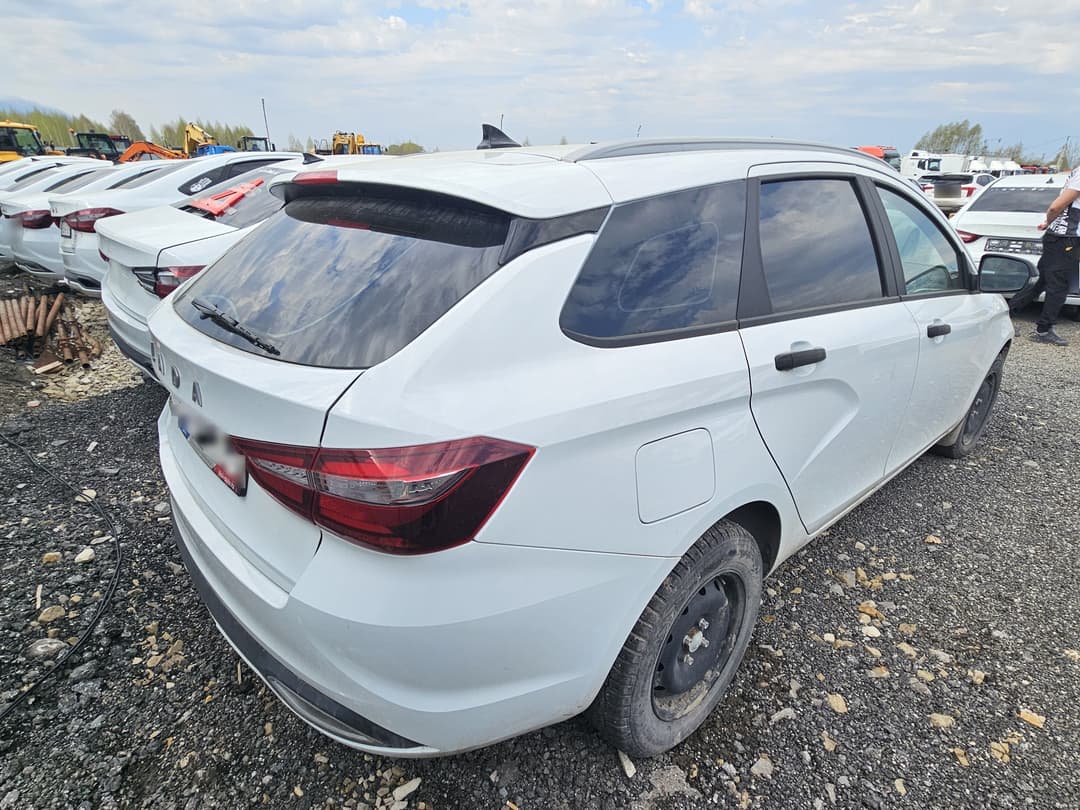 Lada Vesta SW - 3