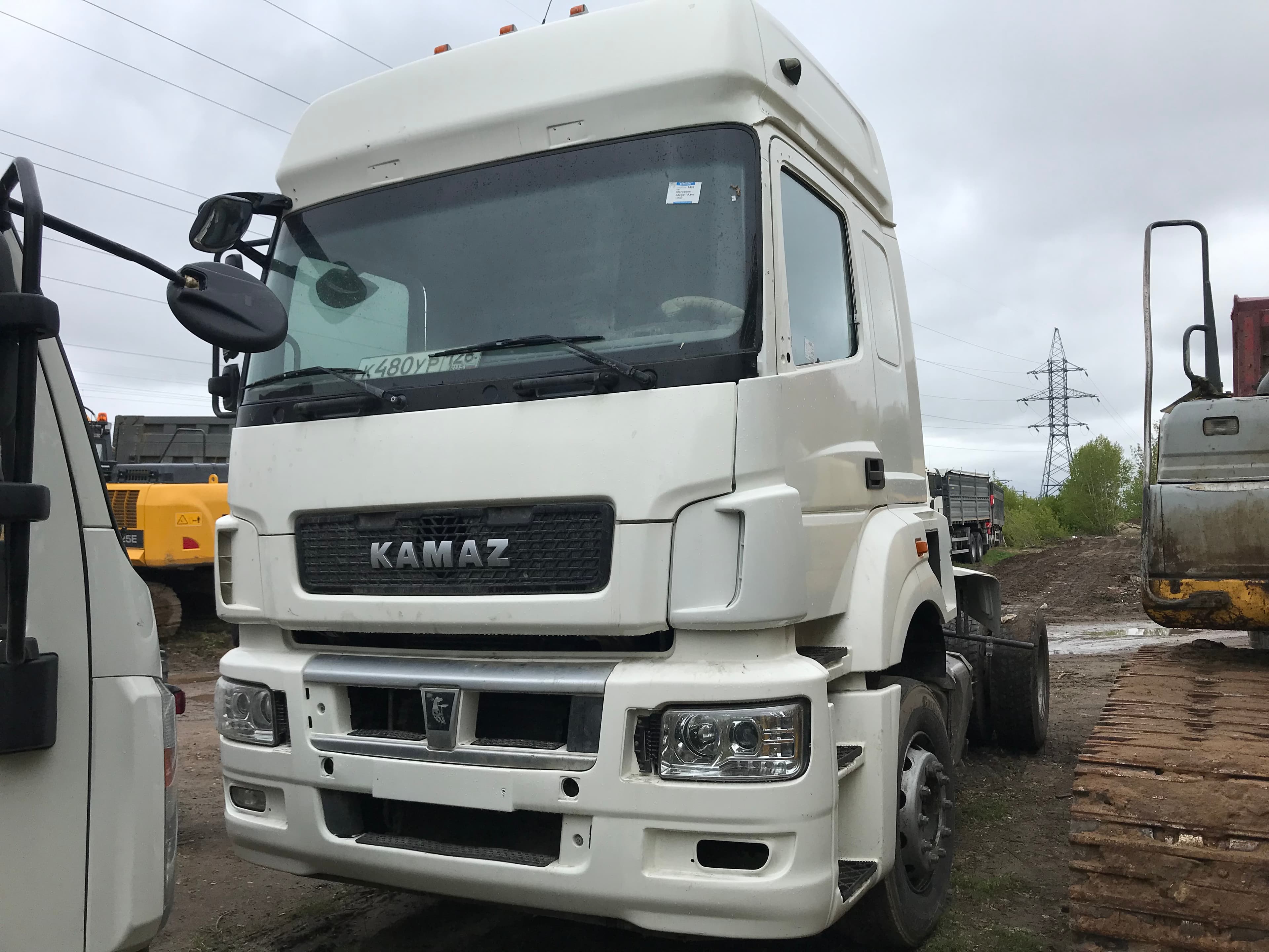 Камаз 5490 4x2 Седельный тягач - 1