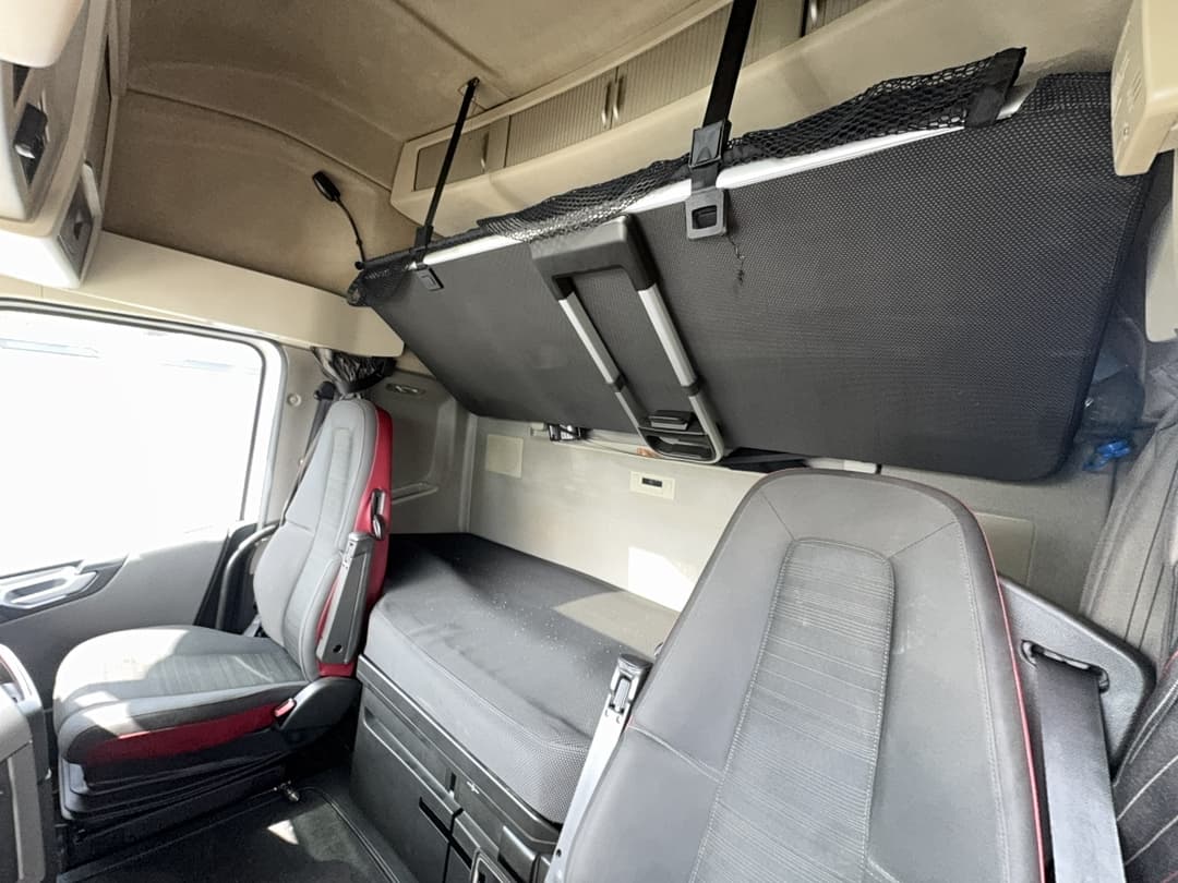 Volvo FH 4x2 Седельный тягач - 8