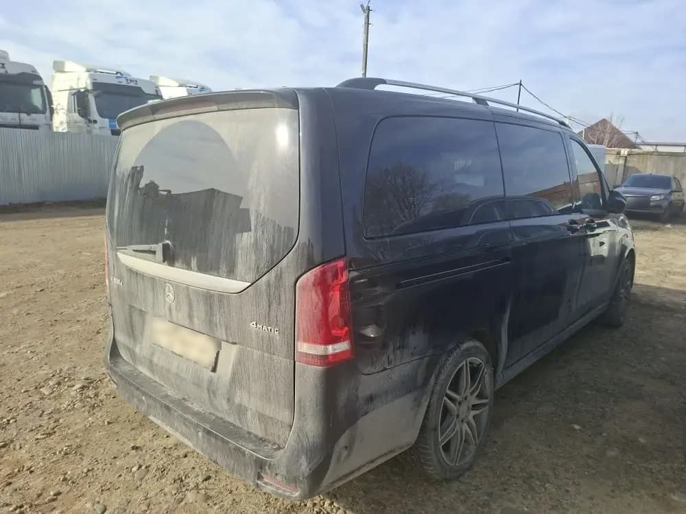 Mercedes-Benz V - 3