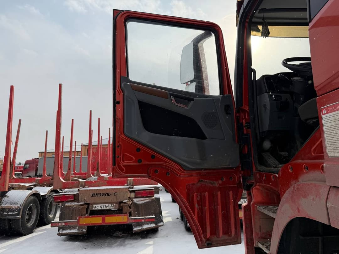 Карвинг 3370* на шасси Shacman SX3258 6x6 Бортовой с КМУ - 8