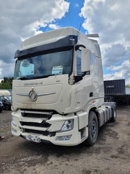 Dongfeng DFH 4x2 Седельный тягач - 1
