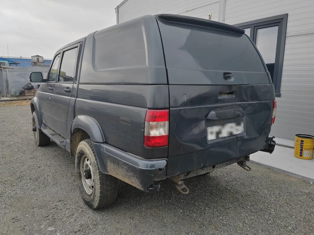 UAZ Pickup - 4