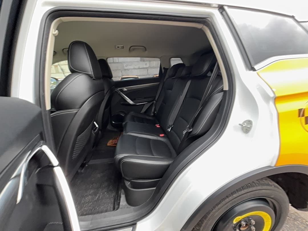 Geely Atlas Pro - 9