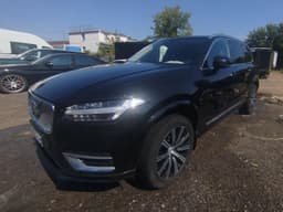 Volvo XC90 - 1