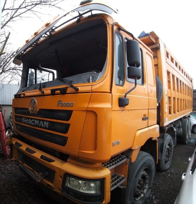 Shacman (Shaanxi) SX3318DT366 8x4 - 1