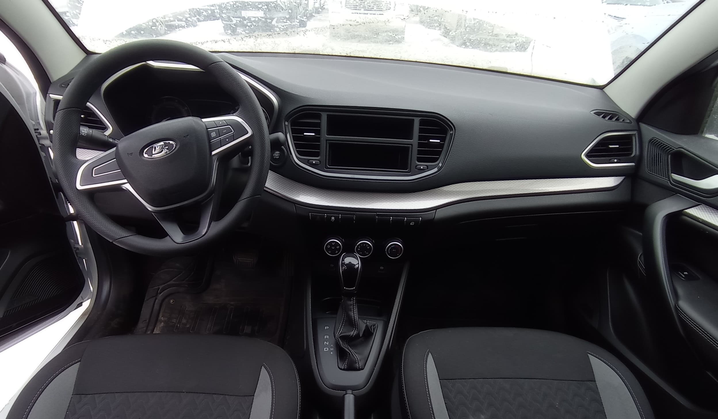 Lada Vesta седан - 5