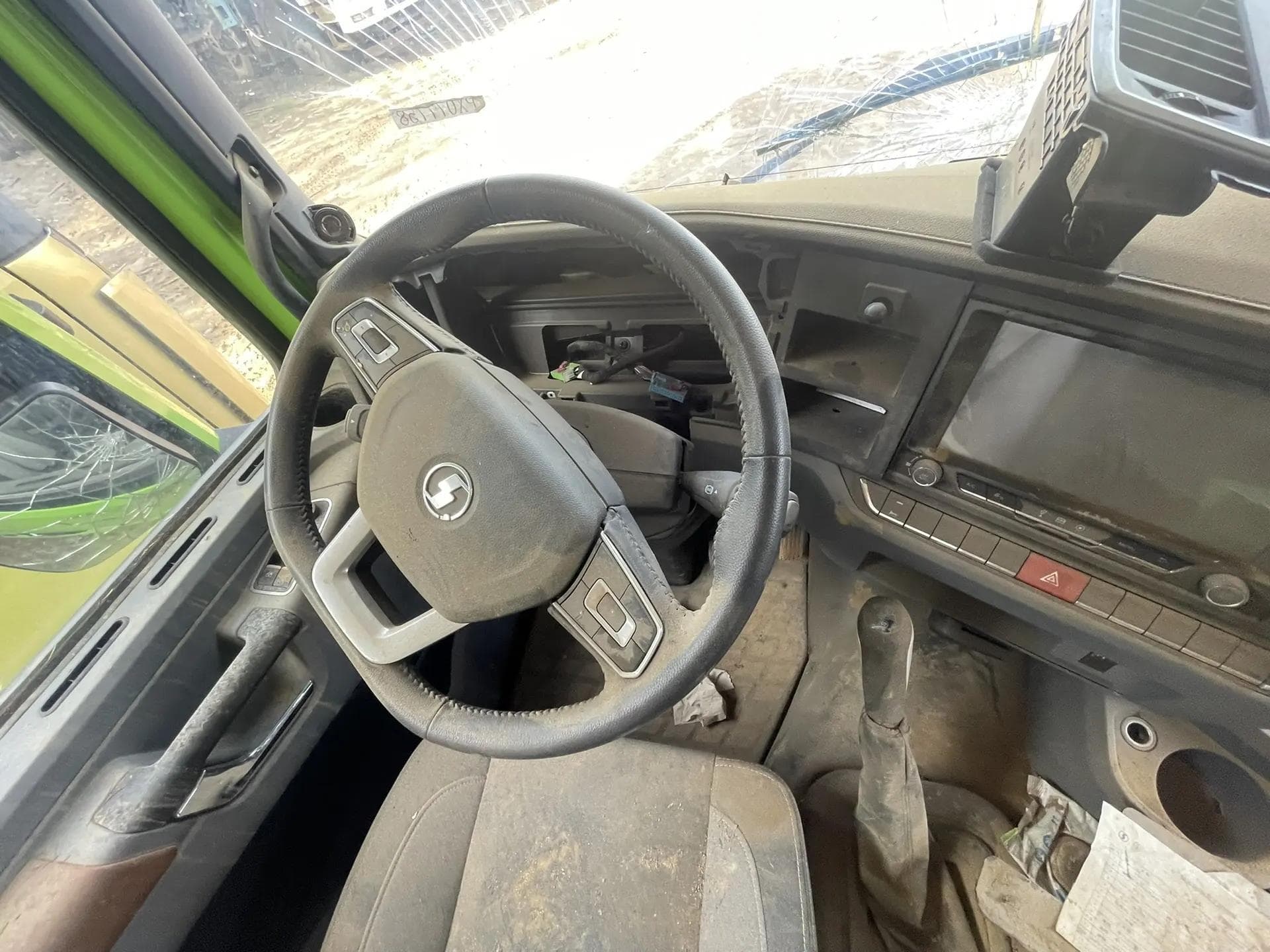 Shacman (Shaanxi) SX* 8x4 Самосвал - 5