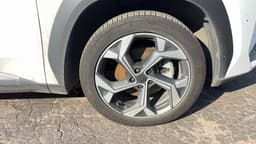 Geely Atlas - 10