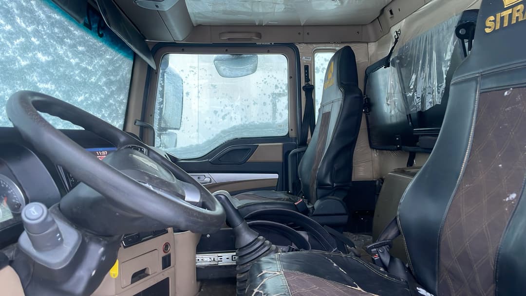 Howo T5G 6x4 Бортовой с КМУ - 7