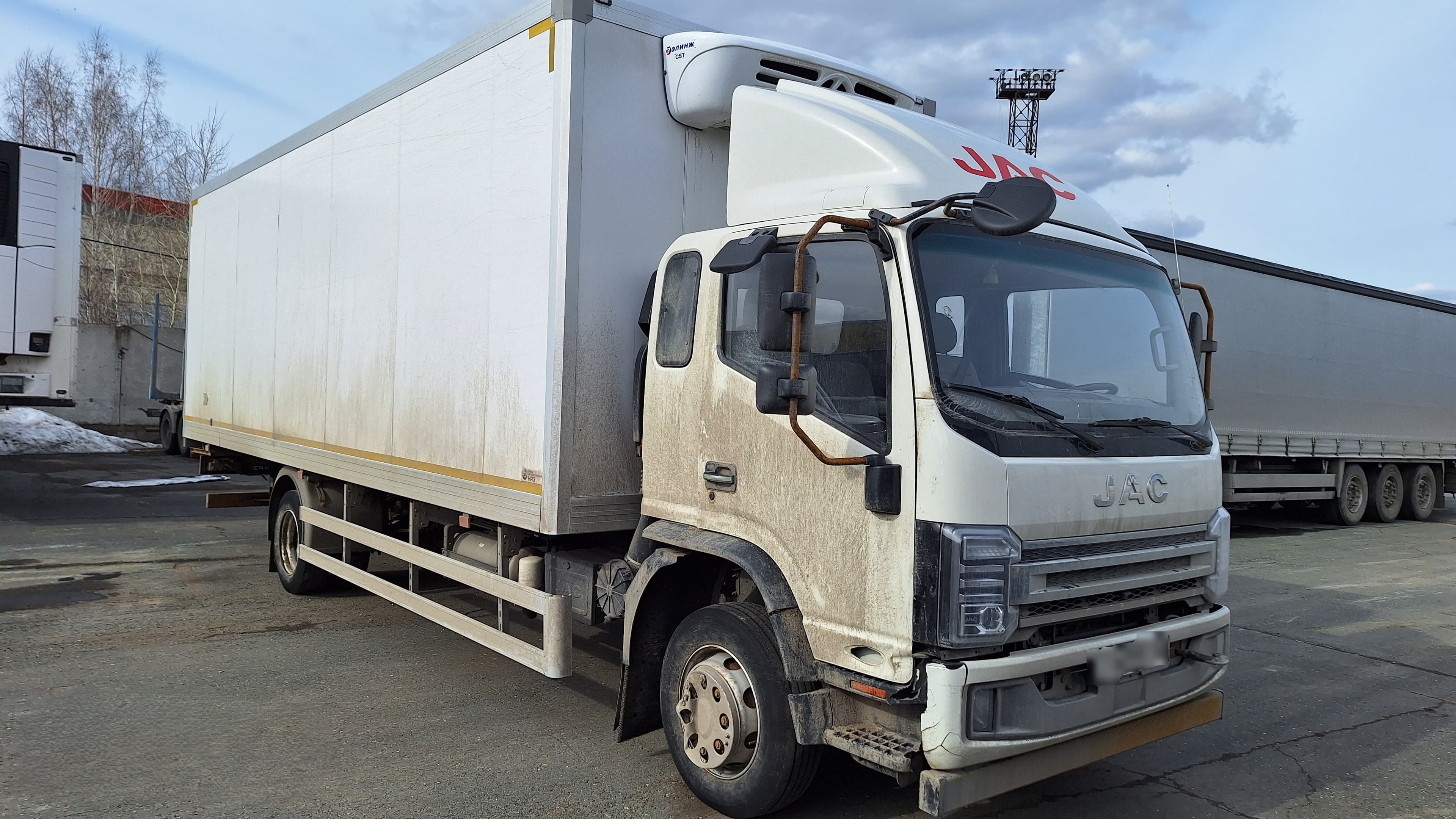 Нижегородский Автомеханический Завод 4716* на шасси JAC N120 4x2 Изотермический/рефрижератор - 2
