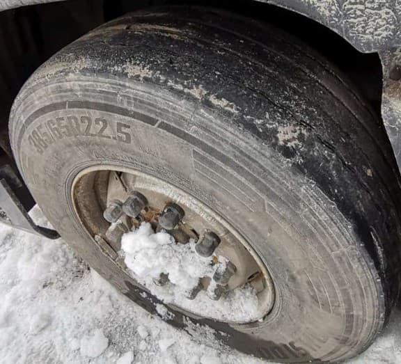 Dongfeng DFH 4x2 Седельный тягач - 10