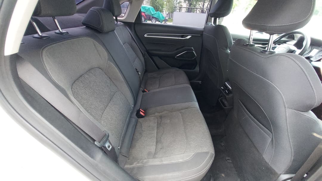 Geely EMGRAND - 8
