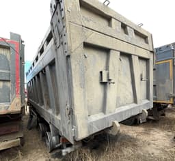 Shacman (Shaanxi) SX* 8x4 Самосвал - 4