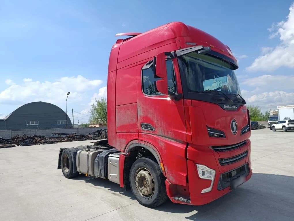 Shacman (Shaanxi) SX* 4x2 Седельный тягач - 2