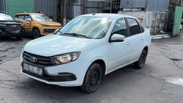 Lada Granta седан - 1