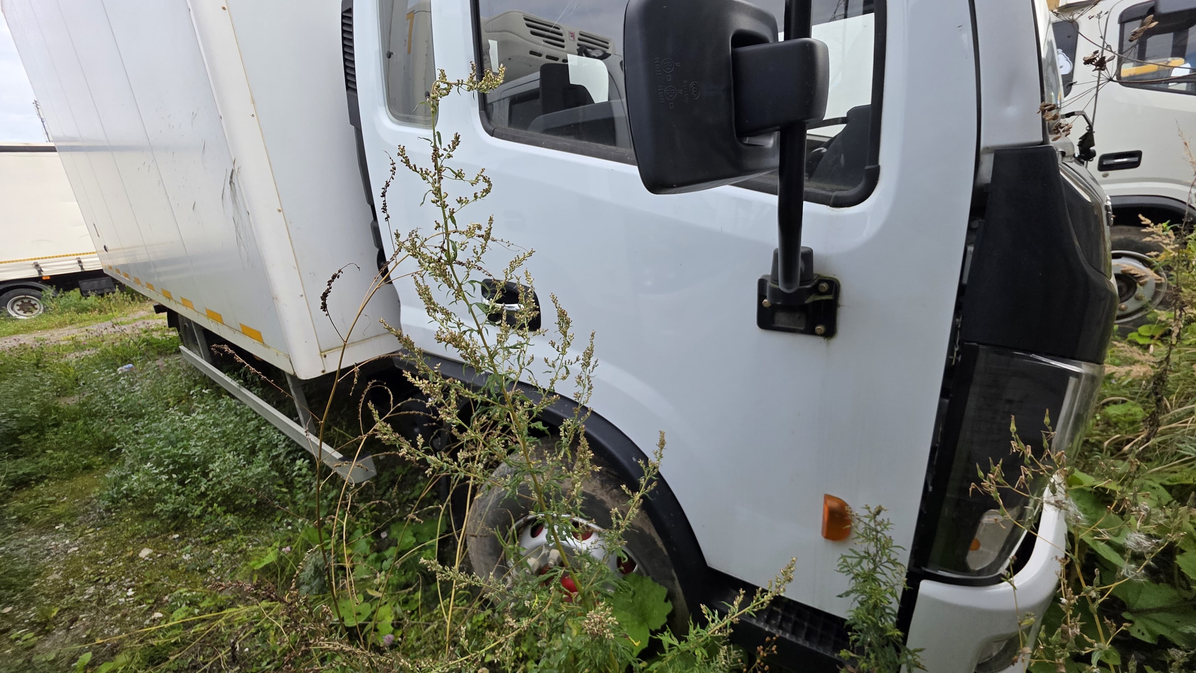 Меткомплекс C12* на шасси Dongfeng C120 4x2 Изотермический/рефрижератор - 2
