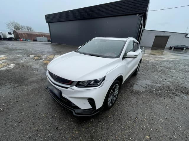 Geely Coolray - 1