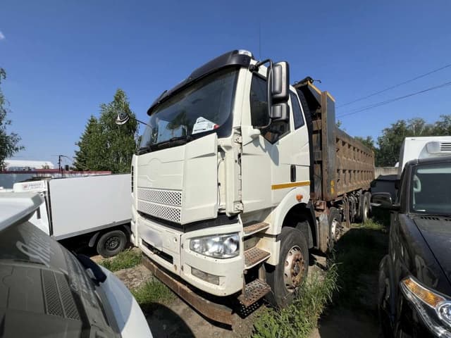 FAW J6 8x4 Самосвал - 1