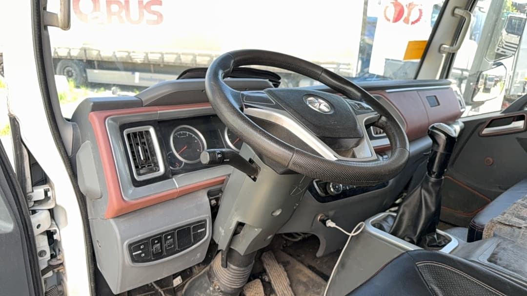 Dayun CGC* 4x2 Бортовой с КМУ - 5