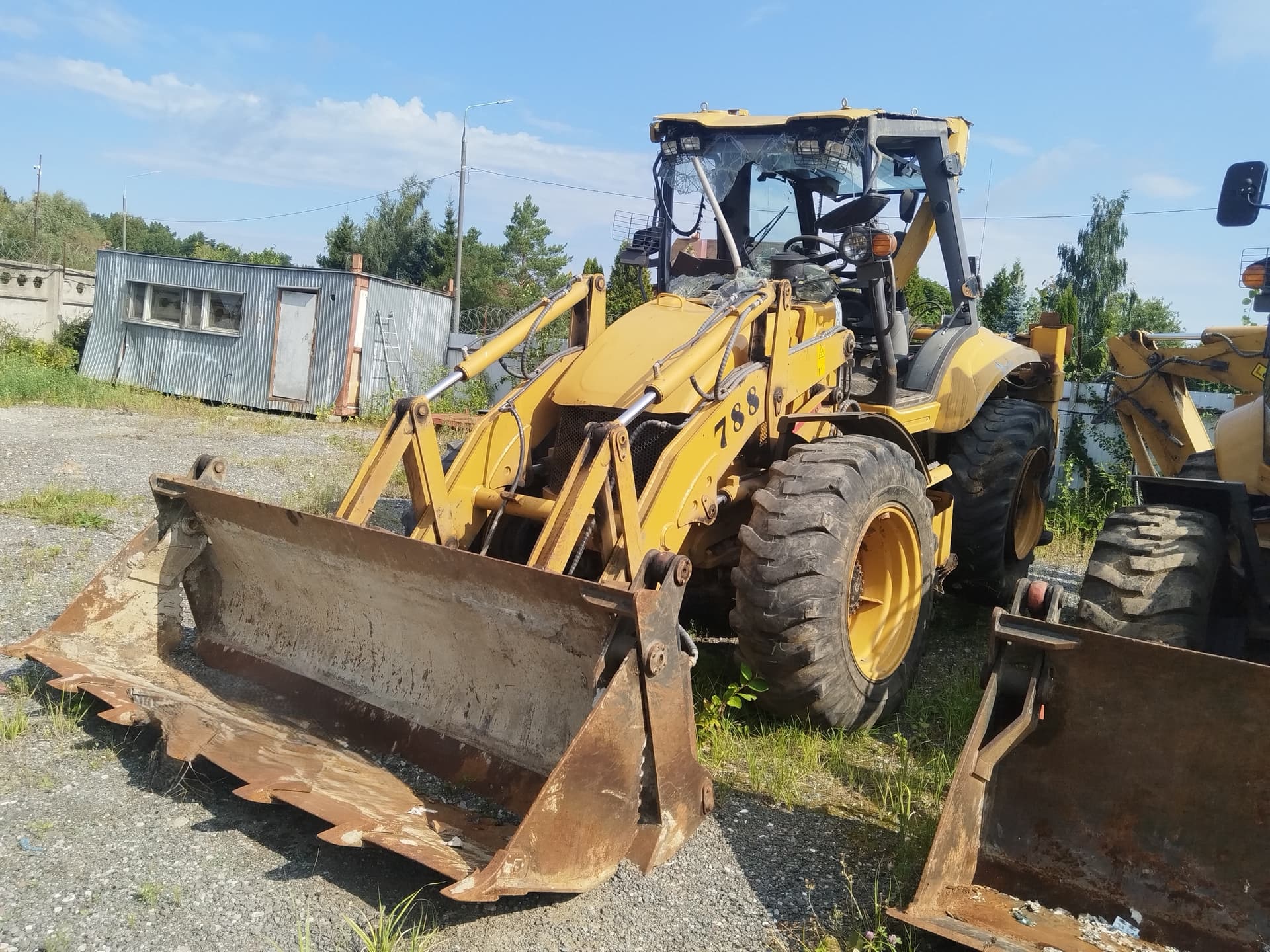 Leist Gross 788 Экскаватор-погрузчик - 1