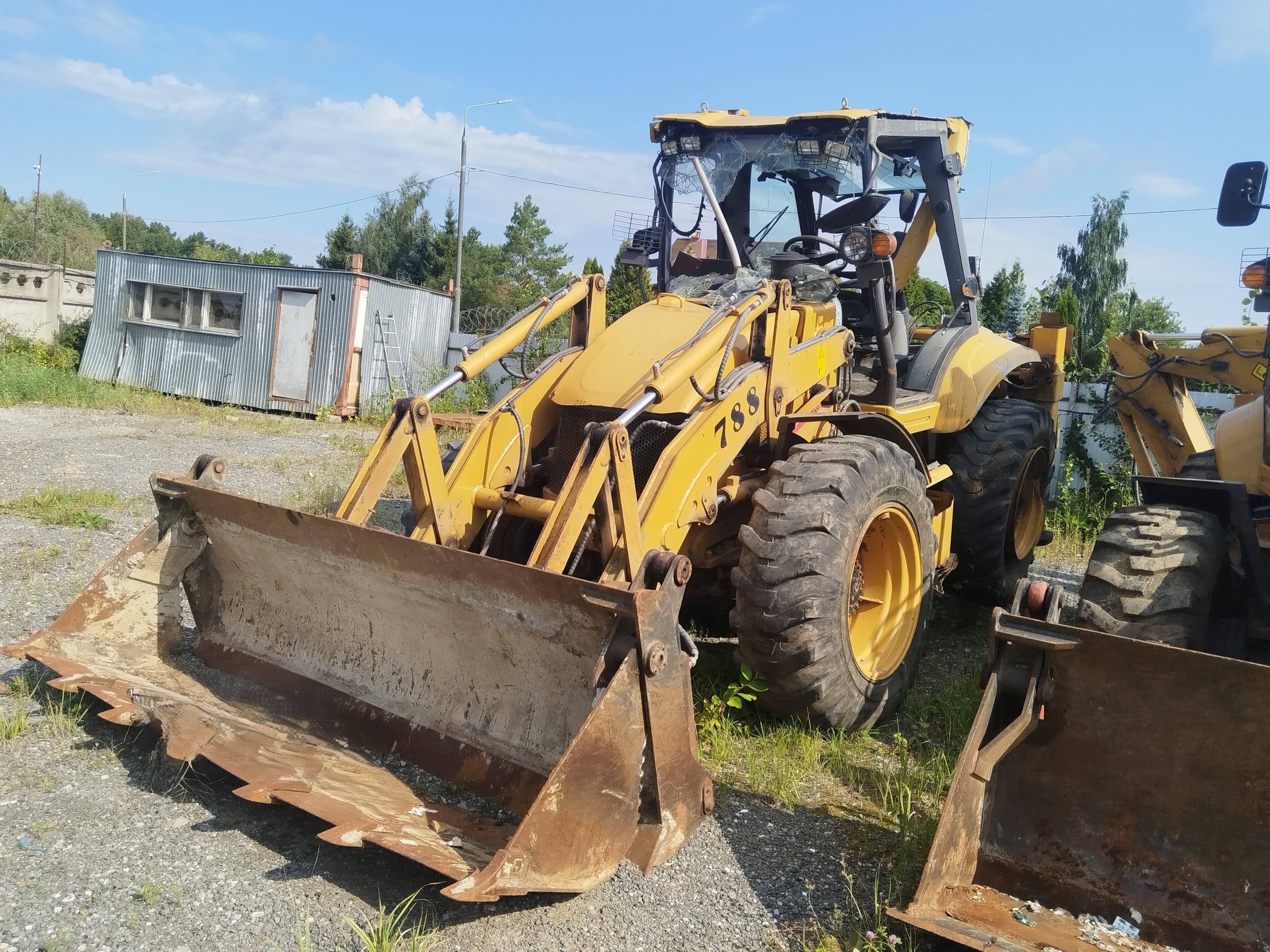 Leist Gross 788 Экскаватор-погрузчик - 1