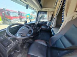 FAW J7 4x2 Седельный тягач - 5