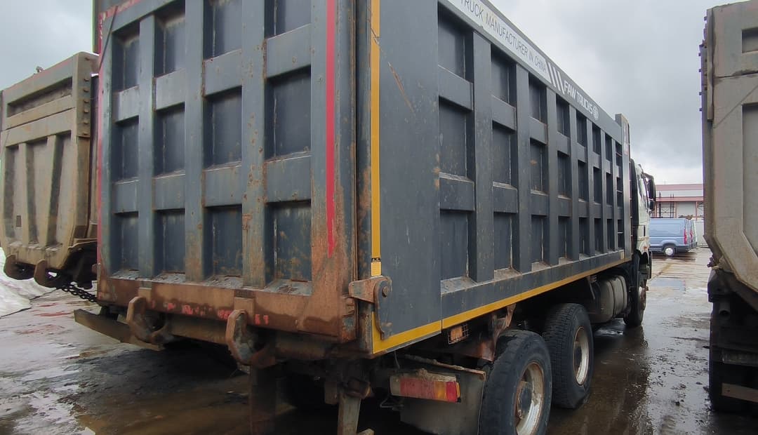 FAW CA 3250 6x4 Самосвал - 3
