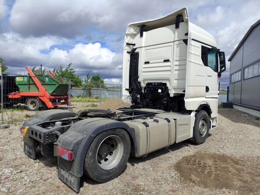 MAN TGX 4X2 Седельный тягач - 3
